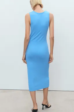Vestido midi entallado de Mango en Vestidos para argentina