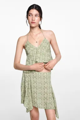 Falda asimétrica estampada de Mango Teen en Faldas para argentina