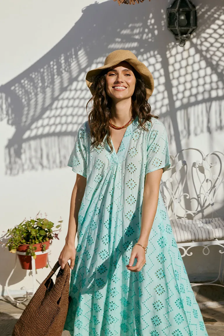 Túnica larga de manga corta con patrón bordado en degradé en tono verde de Indiastyle en Túnicas para argentina