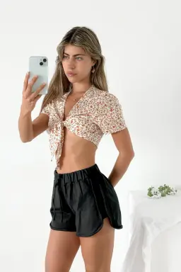 Crop Top Anudado de Benka en Tops para argentina