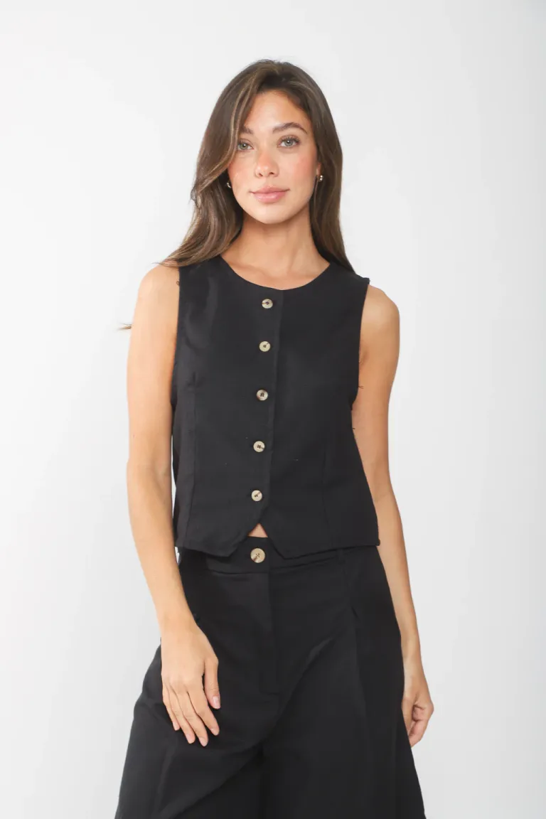 Chaleco de lino negro con botones centrales - Prenda versátil y elegante para el estilo mujer de Belle en Chalecos para argentina