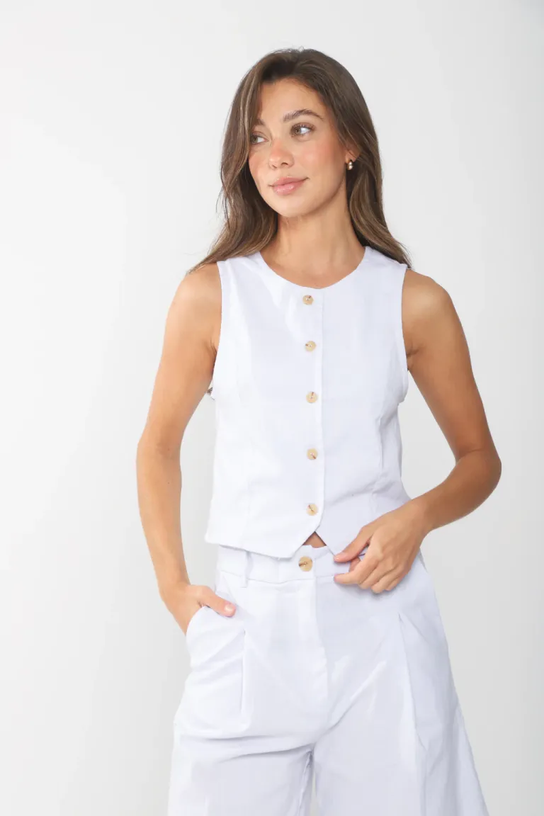 Chaleco de lino negro con botones centrales - Prenda versátil y elegante para el estilo mujer de Belle en Chalecos para argentina