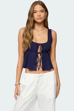 Musculosa alesia con nudo frontal de Edikted en Tops para argentina