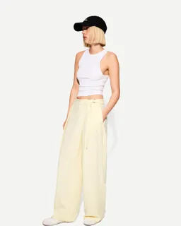 Pantalón sastrero cruzado de Bershka en Pantalones para argentina