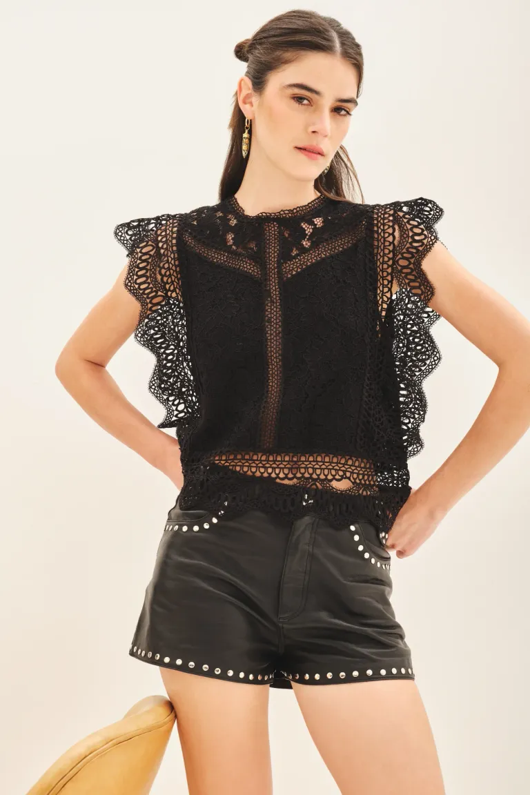 Camisa sin mangas con detalles de encaje y puntilla, de corte regular y diseño delicado de Rapsodia en Camisas para argentina
