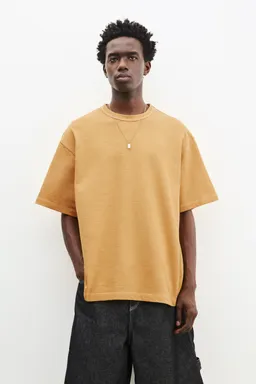 Remera manga corta estructurada de Pull&Bear en Remeras y Polos para argentina