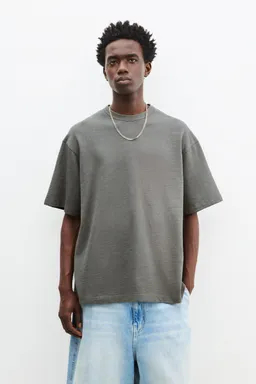 Remera manga corta estructurada de Pull&Bear en Remeras y Polos para argentina
