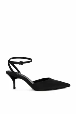 Zapatos tacón punta fina de Pull&Bear en Zapatos con Tacos para argentina