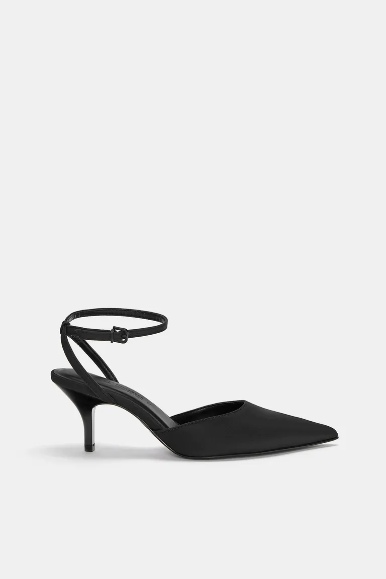 Zapatos tacón punta fina de Pull&Bear en Zapatos con Tacos para argentina