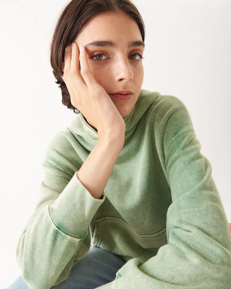 Buzo de calce holgado con capucha y bolsillo frontal estilo canguro de Furzai en Buzos y Sweaters para argentina