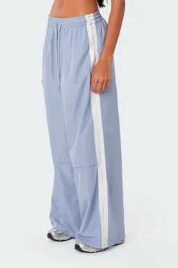 Pantalón deportivo nylon fauna de Edikted en Pantalones para argentina