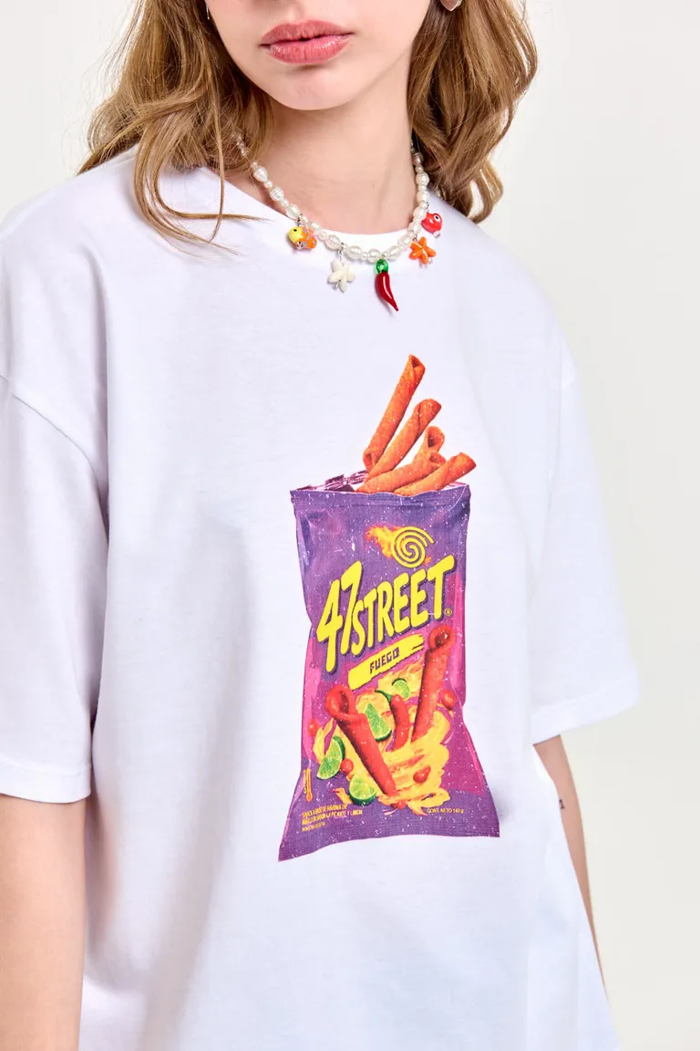 Remera estampada con diseño vistoso y atractivo de 47 Street en Remeras para argentina