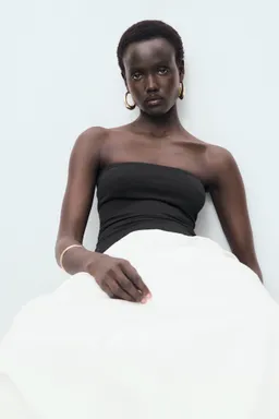 Vestido strapless efecto globo de Mango en Vestidos para argentina