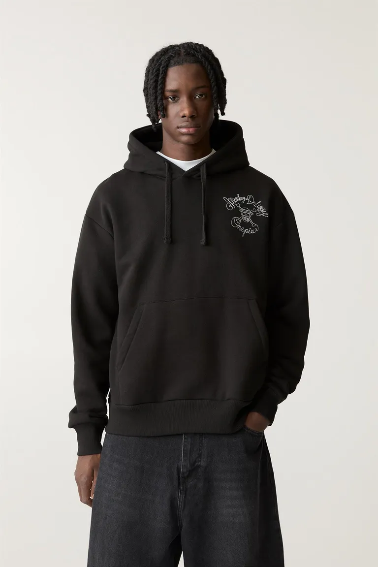 Buzo one piece capucha de Pull&Bear en Buzos y Sweaters para argentina