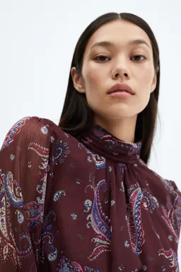 Blusa paisley manga abullonada de Mango en Blusas para argentina