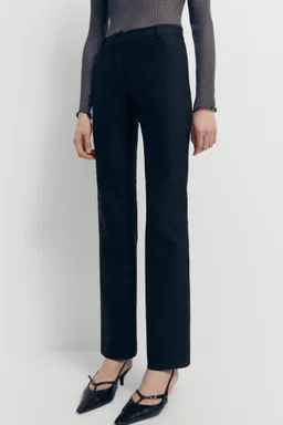 Pantalón traje aberturas de Mango en Pantalones para argentina