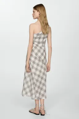 Vestido asimétrico cuadros de Mango en Vestidos para argentina