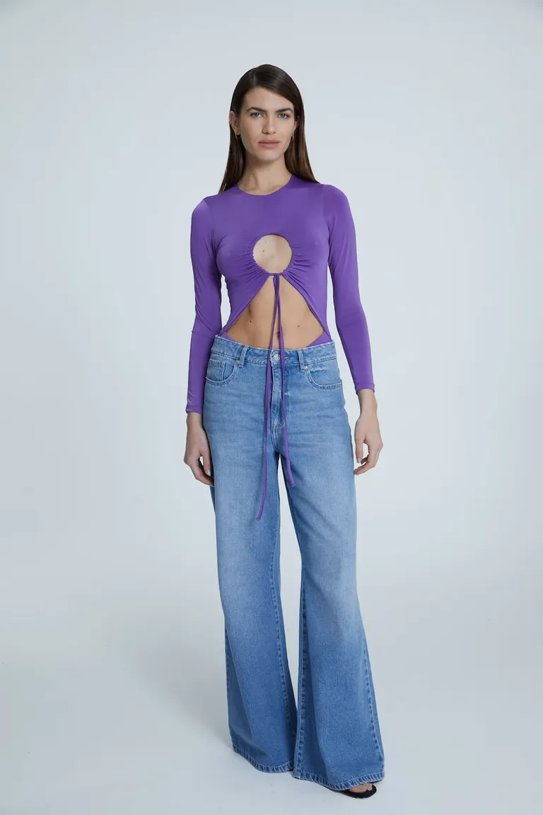 Body violeta de manga larga con escote cruzado de Naíma en Bodies para argentina