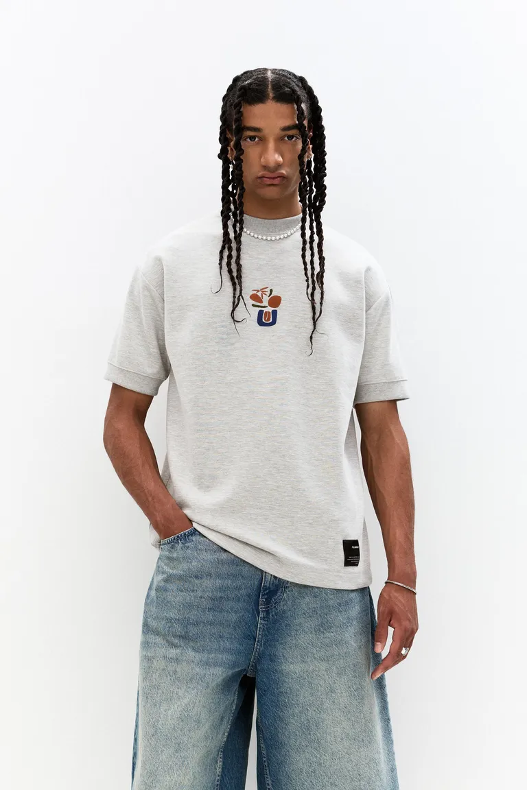 Buzo interlock manga corta bordado de Pull&Bear en Buzos y Sweaters para argentina