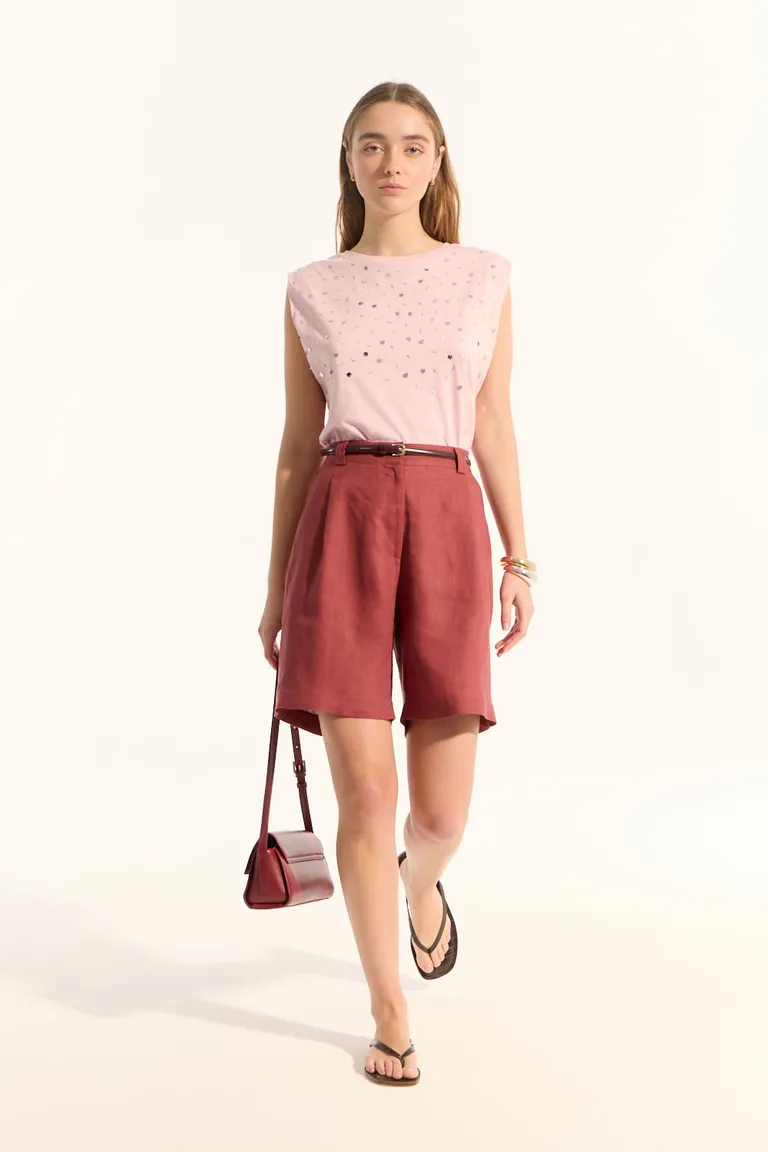 Remera rosa de corte regular con aplicación en el frente de Portsaid en Remeras para argentina