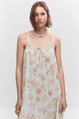Vestido largo con flores de Mango en Vestidos para argentina