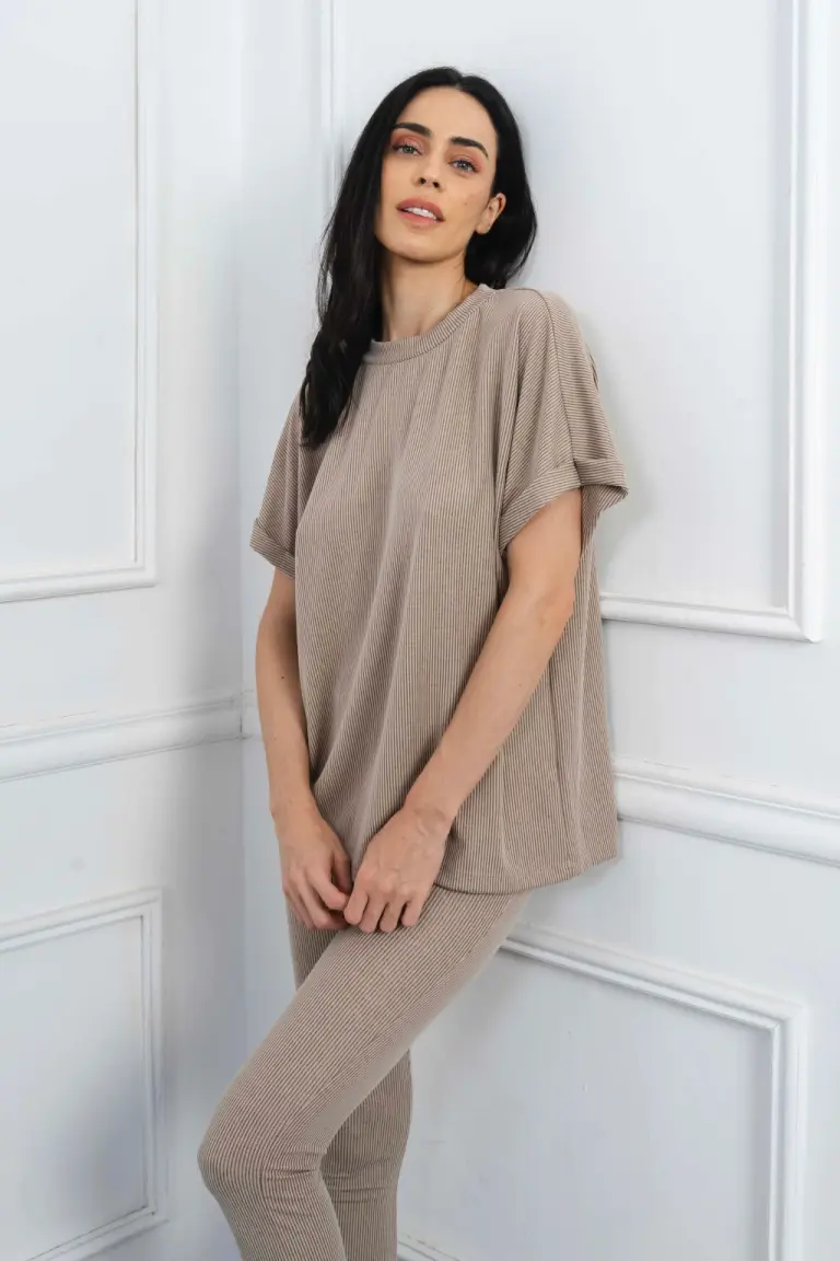 Remera cómoda amplia de Belle en Remeras para argentina