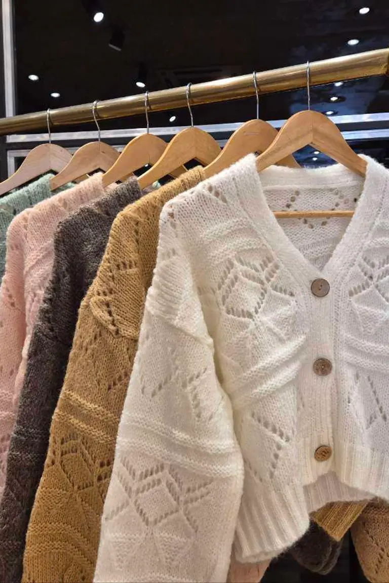 Saco Corto Frizz de Hesed en Buzos y Sweaters para argentina