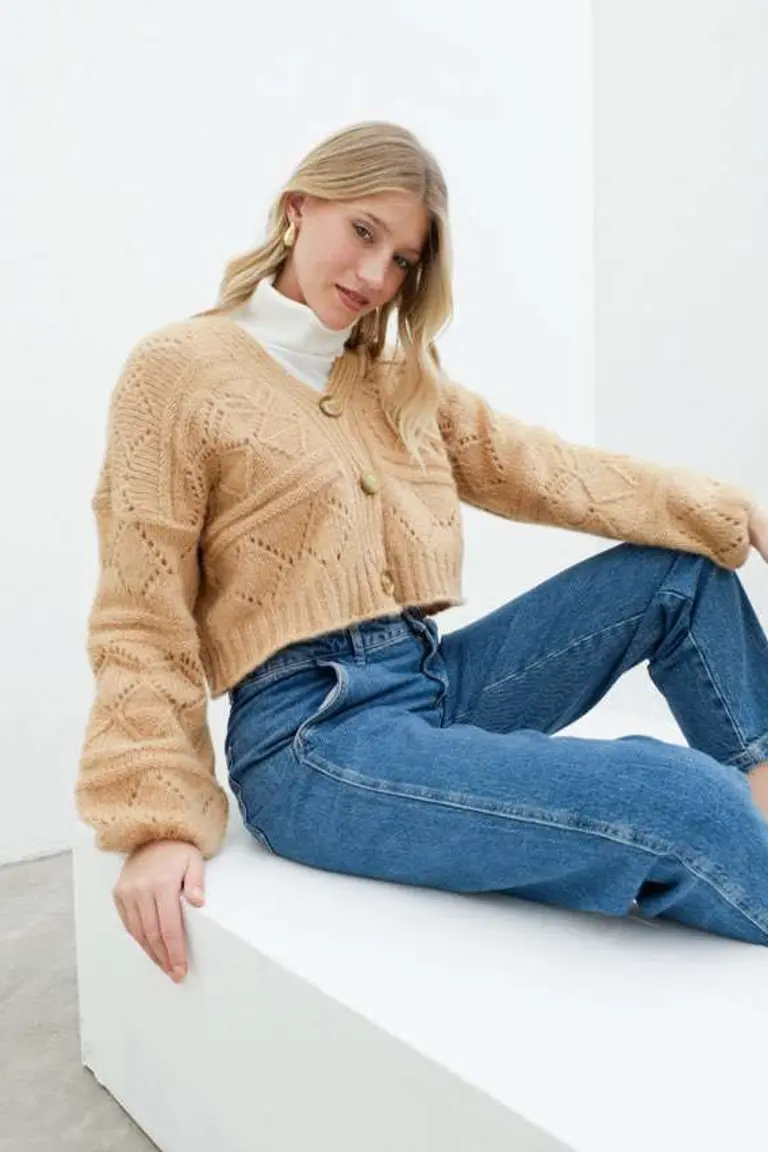 Saco Corto Frizz de Hesed en Buzos y Sweaters para argentina