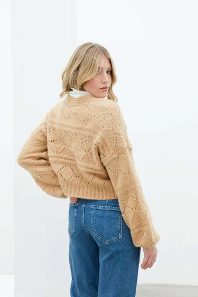 Saco Corto Frizz de Hesed en Buzos y Sweaters para argentina