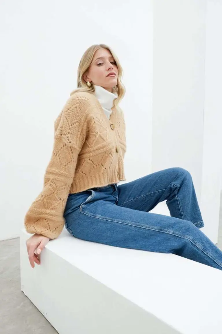 Saco Corto Frizz de Hesed en Buzos y Sweaters para argentina