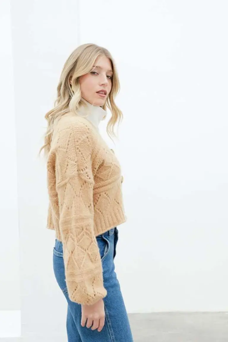 Saco Corto Frizz de Hesed en Buzos y Sweaters para argentina