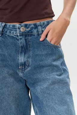 Jean denim mom beneth de Magda en Pantalones para argentina