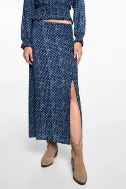 Falda midi estampada de Mango Teen en Faldas para argentina