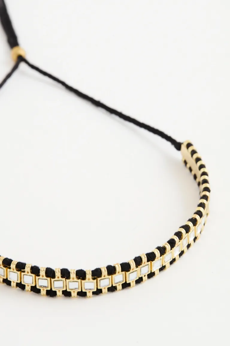 Gargantilla estilo choker con diseño de piezas rectangulares dispuestas en serie para mujer de Rapsodia en Bijouterie para argentina