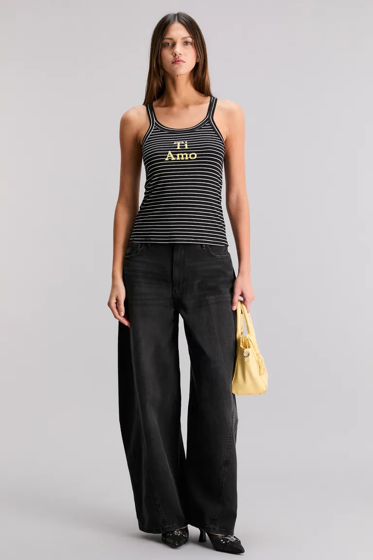 Musculosa sin mangas con diseño gráfico ti amo en corte slim de Kosiuko en Tops para argentina