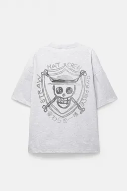 Remera calavera one piece de Pull&Bear en Remeras y Polos para argentina