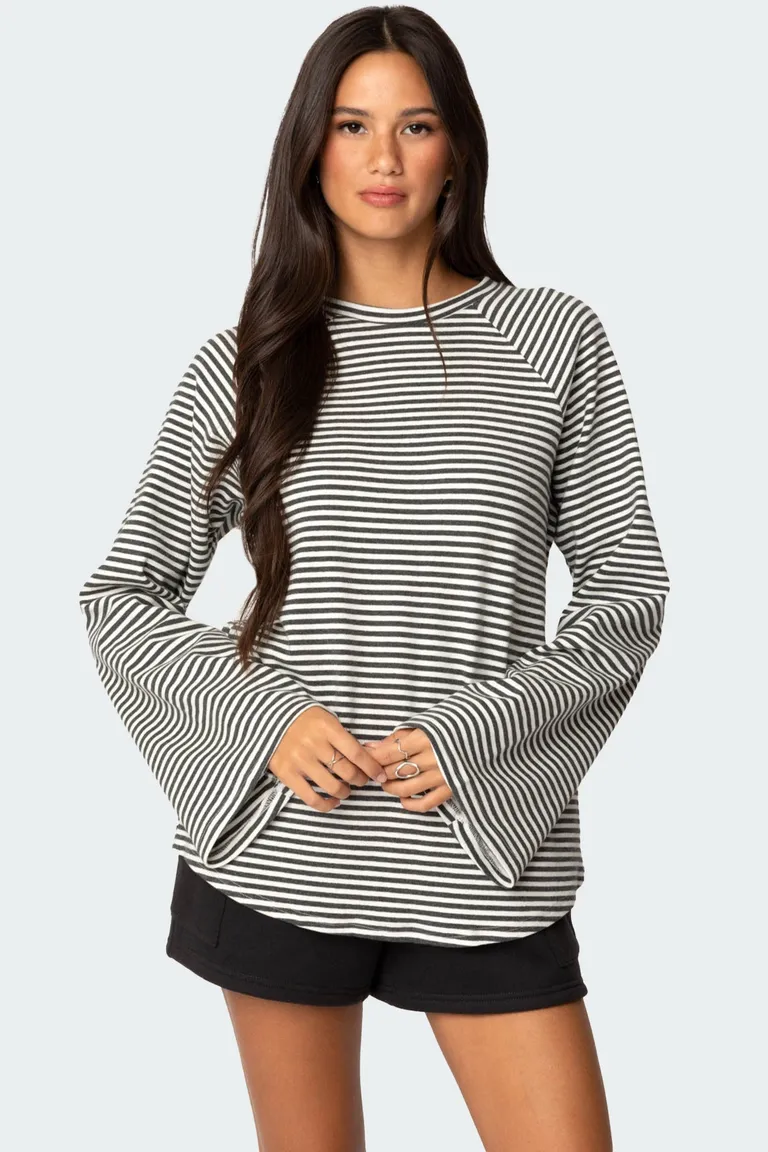 Top rayado manga campana oversized de Edikted en Tops para argentina