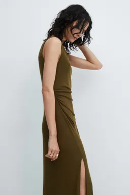 Vestido fruncido abertura de Mango en Vestidos para argentina