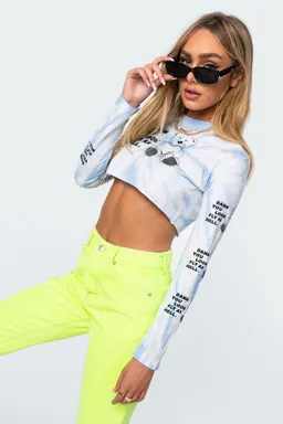 Crop top tie dye oso de Edikted en Tops para argentina