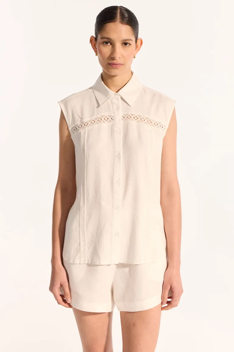 Camisa blanca de corte recto con detalles de entredos delanteros de Portsaid en Camisas para argentina