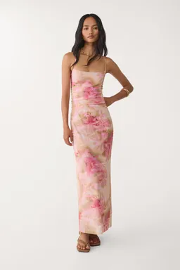 Vestido midi tul estampado de Stradivarius en Vestidos para argentina