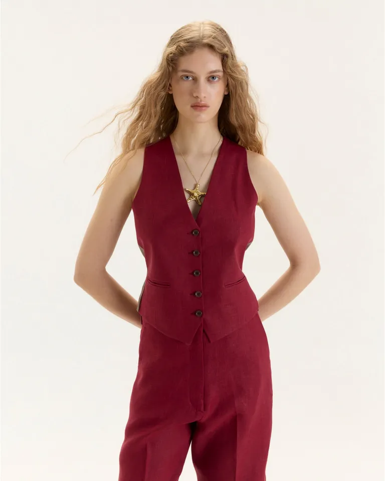 Chaleco Lucca: Pieza versátil y elegante para tu armario de Blue Sheep en Chalecos para argentina