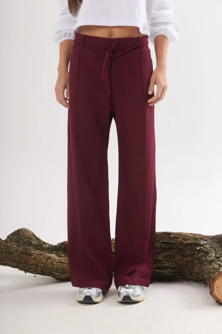 Pantalón de tela de corte recto en tono granate de Belle en Pantalones para argentina