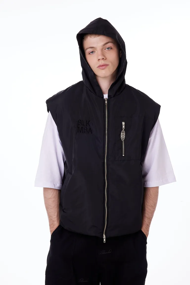 Chaleco puffer con capucha y bolsillos - Diseño versátil y práctico de Black Mamba en Chalecos para argentina