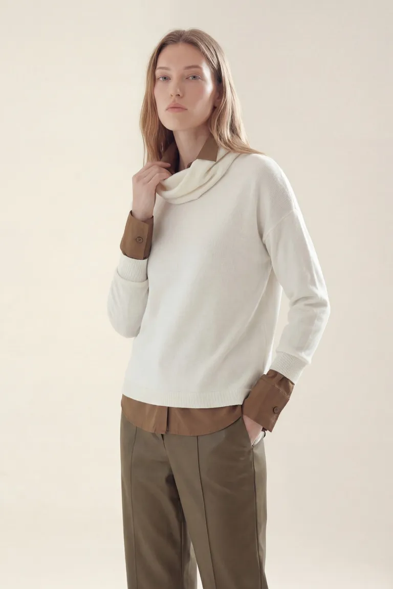 Sweater cuello redondo con calce holgado de Akiabara en Buzos y Sweaters para argentina