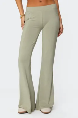 Pantalones acampanados flared de Edikted en Pantalones para argentina