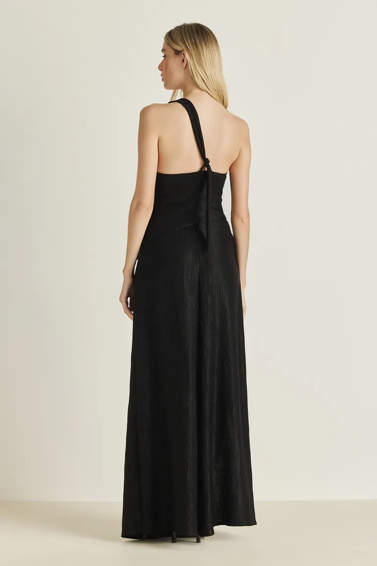 Falda galu de elegante diseño y textura distintiva para un look sofisticado y equilibrado de Tucci en Faldas para argentina