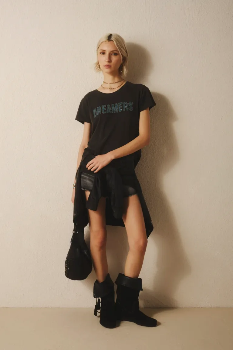 Remera de algodón con bordado de mostacillas en diseño moderno y versátil de Rapsodia en Remeras para argentina