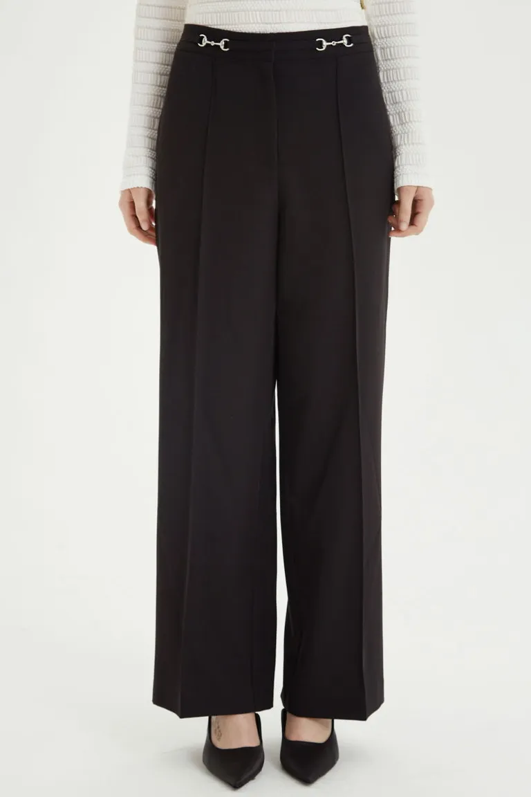 Pantalón sastrero de tiro alto y corte recto con pliegues y bolsillos laterales de Las Pepas en Pantalones para argentina