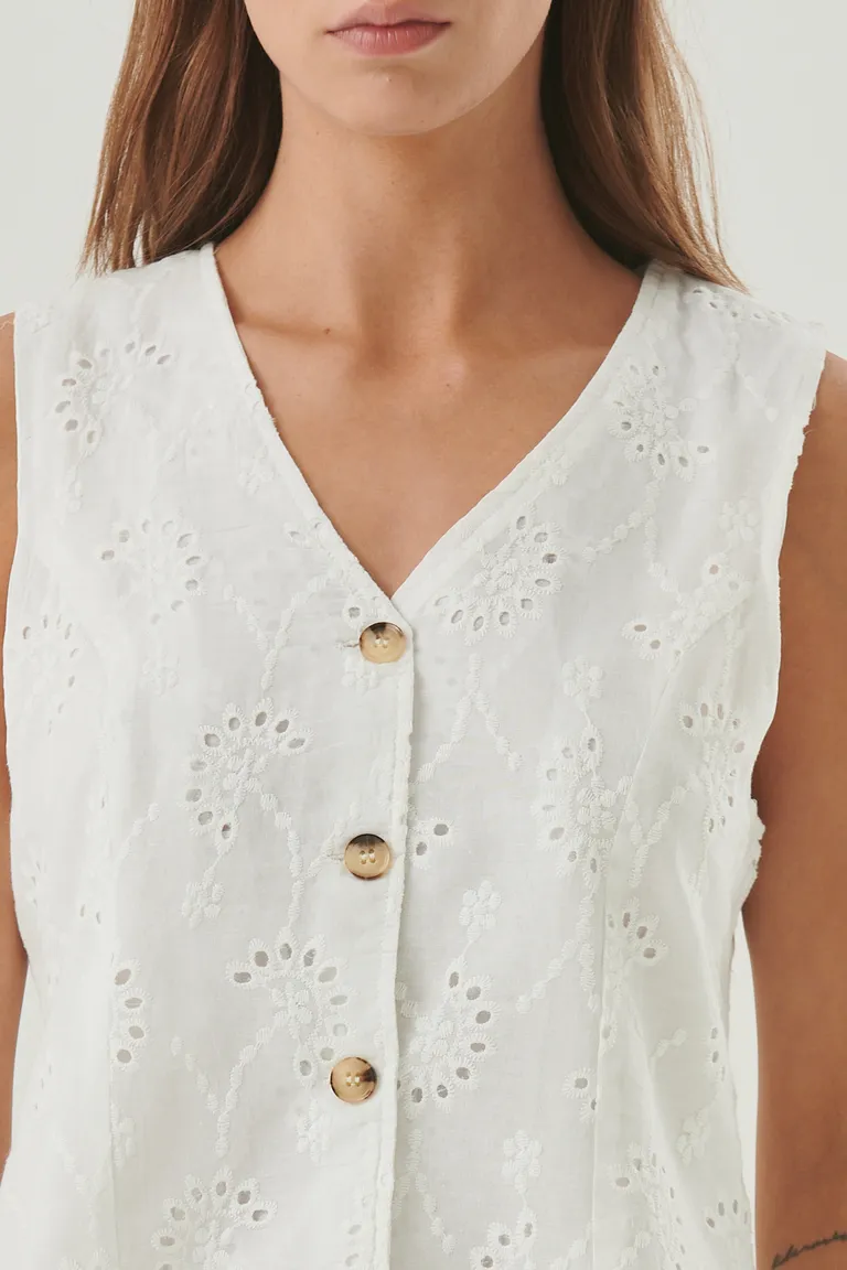 Chaleco sin mangas con detalles de bordado - Diseño fresco y versátil para lucir con estilo de Sweet en Chalecos para argentina